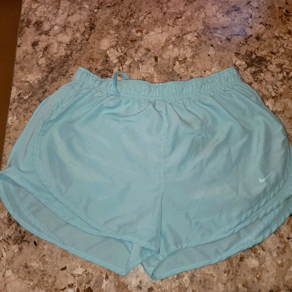 Nike shorts women's